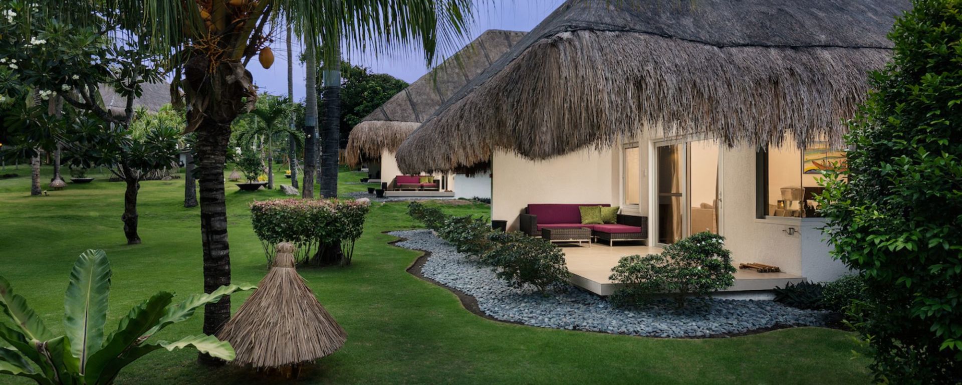 Atmosphere Resorts & Spa in Negros: Premium Suite | exterior