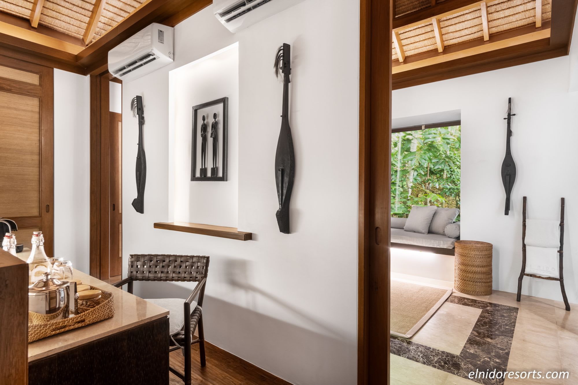 El Nido Resorts Pangulasian Island à Palawan: Canopy Villa | Workstation and Bathroom Area