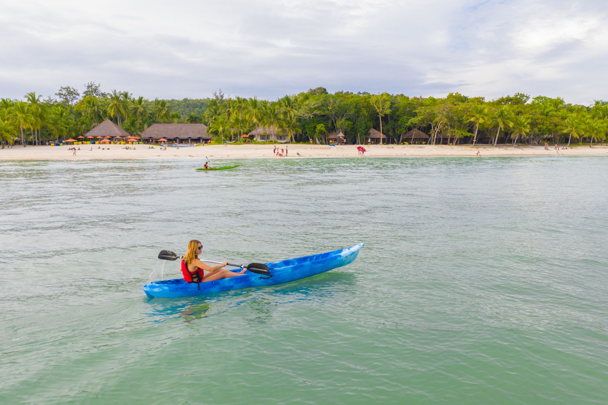 Oceanica Resort Panglao in Bohol:  Kayaking