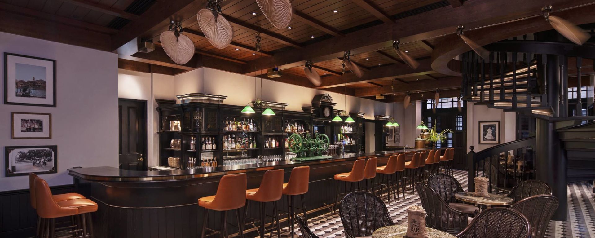 Raffles Singapore à Singapour: Long Bar Interior
