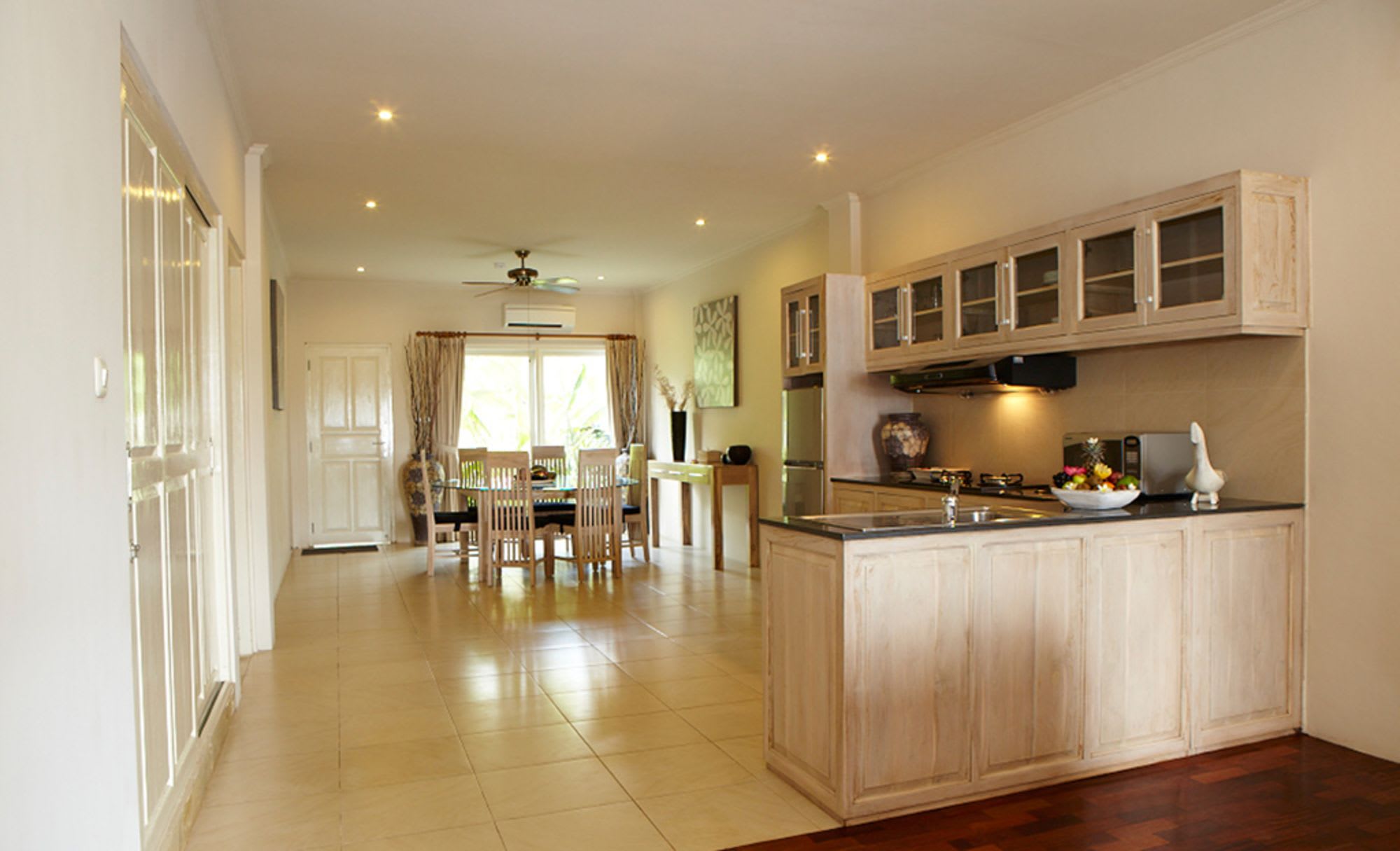 The Lovina Bali in Nordbali: Beach Suite 1+2 Bedroom | Kitchen