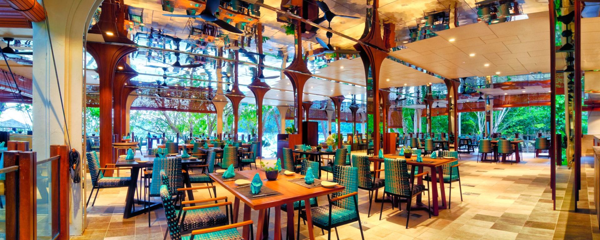 Bungaraya Island Resort à Kota Kinabalu: Pantai Restaurant