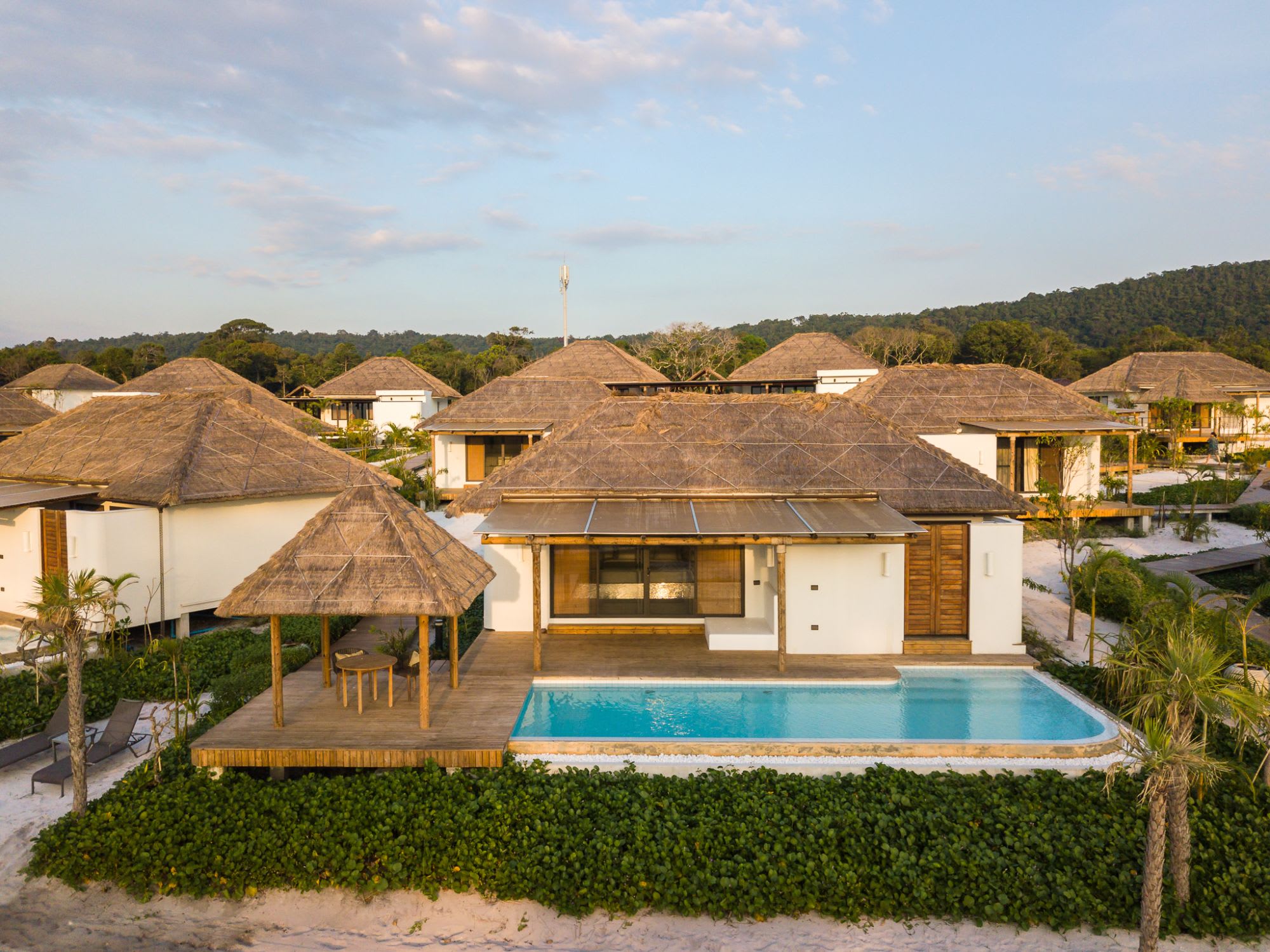 The Royal Sands Koh Rong: Beachfront Pool Villa