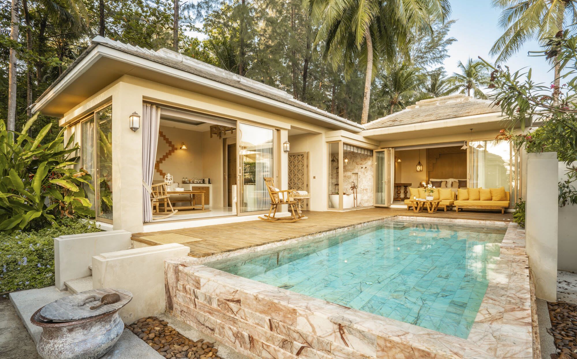 Devasom Khao Lak Beach Resort & Villas:  Beach Pool Villa