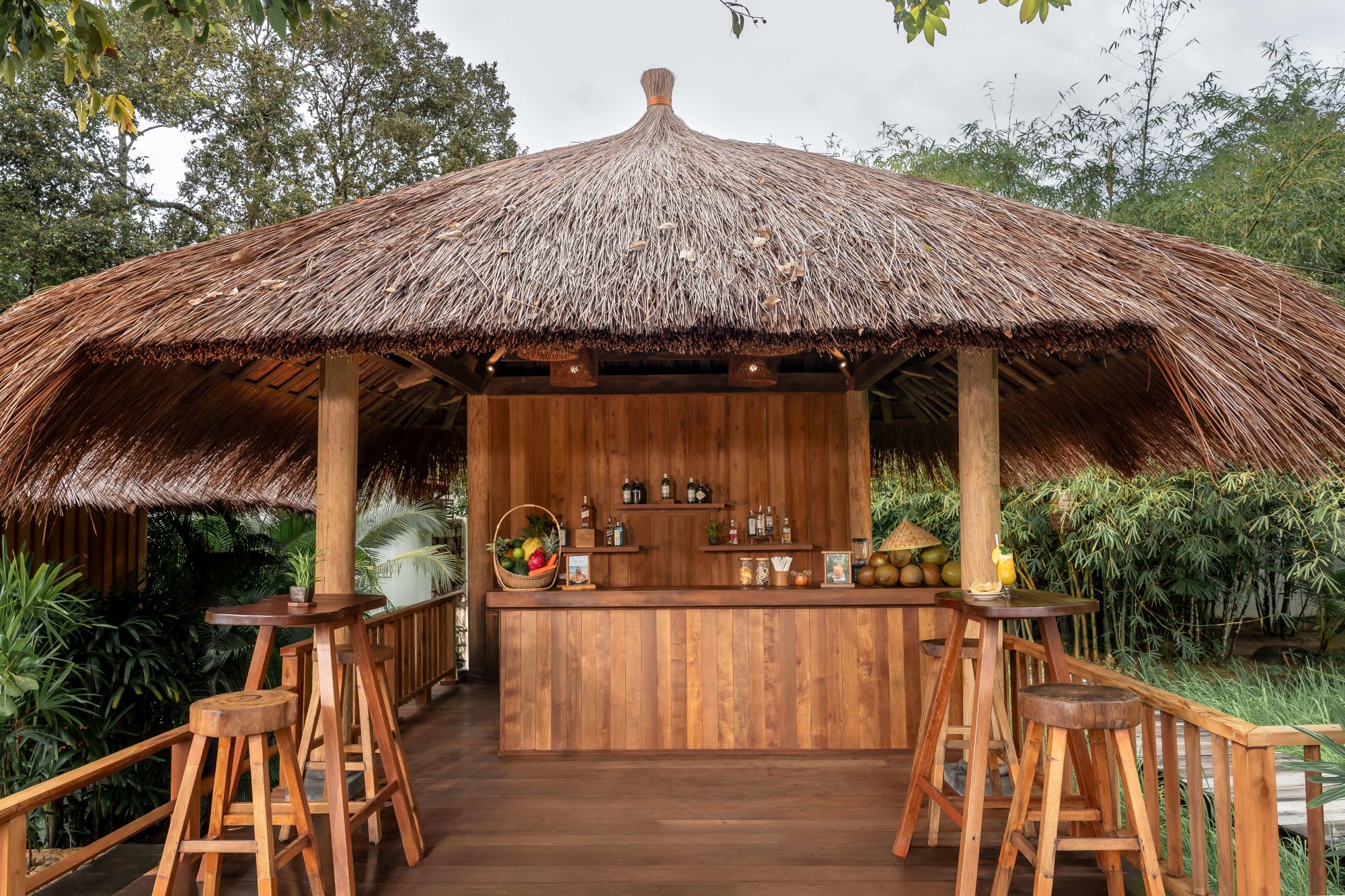 Green Bay Phu Quoc Resort & Spa:  Palm Bistro | Pool Bar
