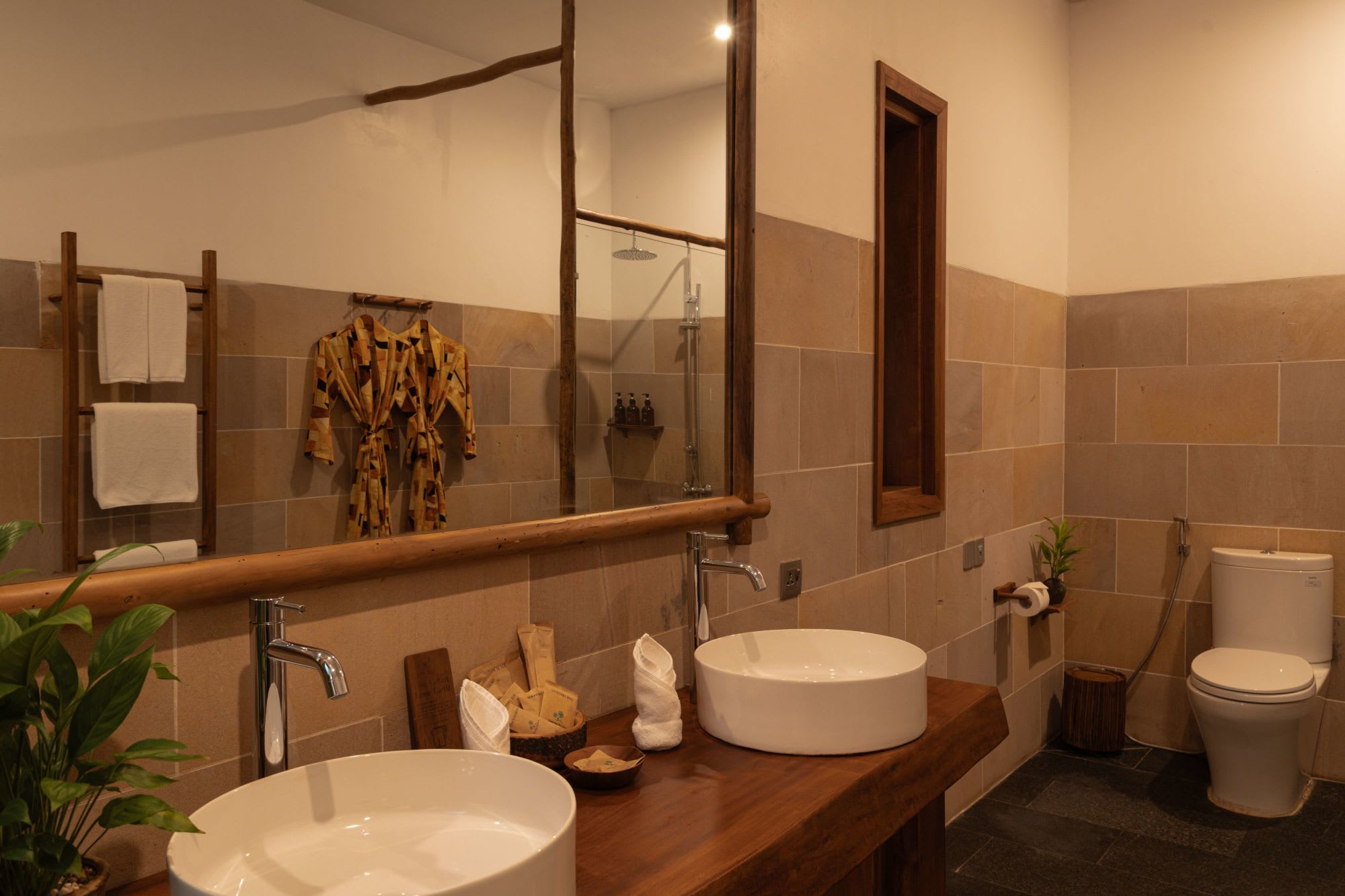 Green Bay Phu Quoc Resort & Spa:  2-BR Garden Pool Residence | bathroom