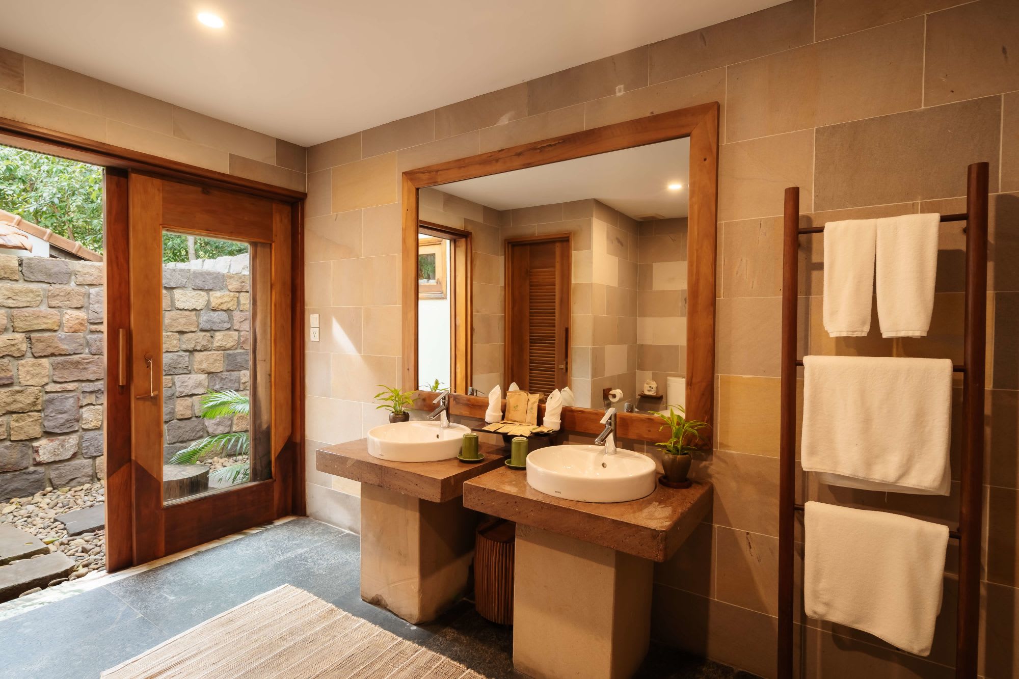 Green Bay Phu Quoc Resort & Spa:  3-BR Beach Front Pool Residence | Bathroom
