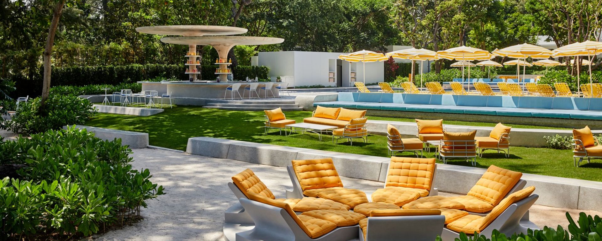The Standard, Hua Hin: Lido Bar & Lounge Area