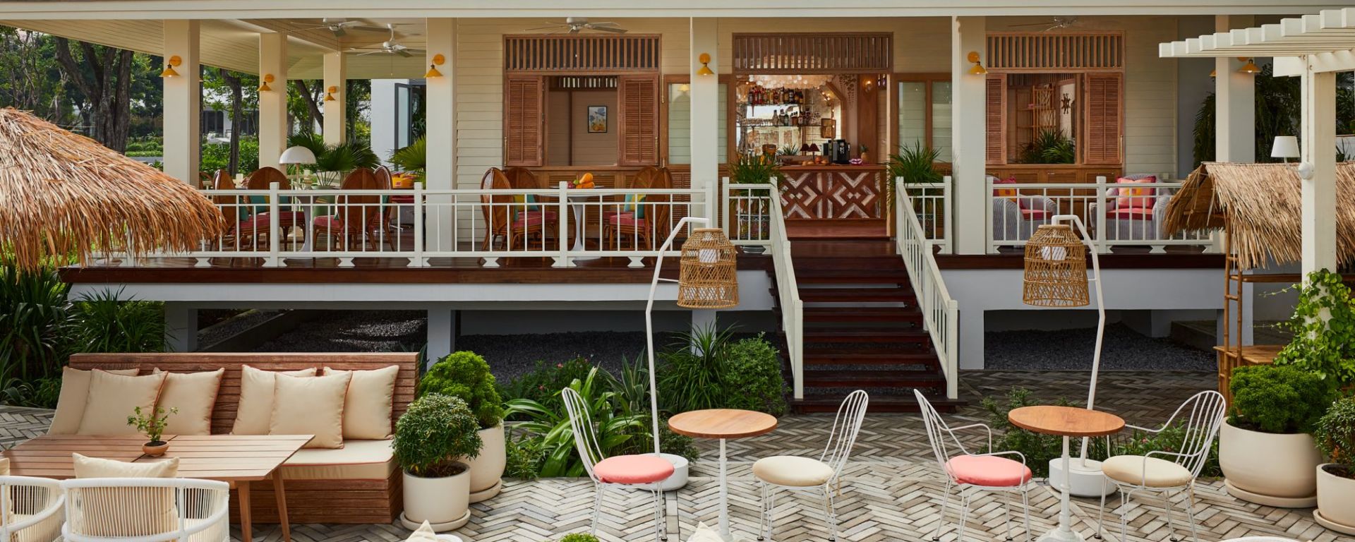The Standard, Hua Hin: Praça