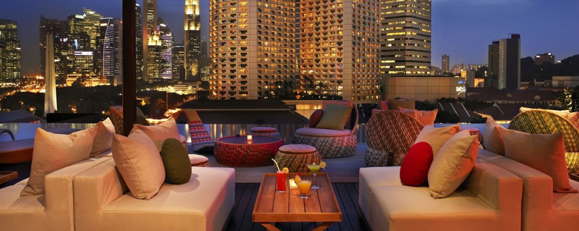 Naumi Hotel in Singapur:  Cloud 9 Rooftop Bar