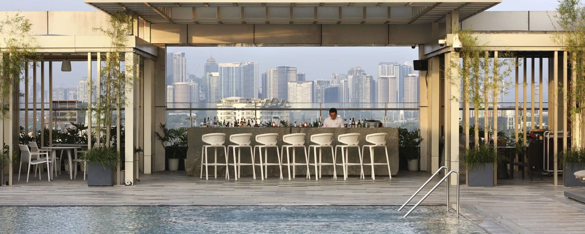 Okura Manila:  The Sora Rooftop Bar 