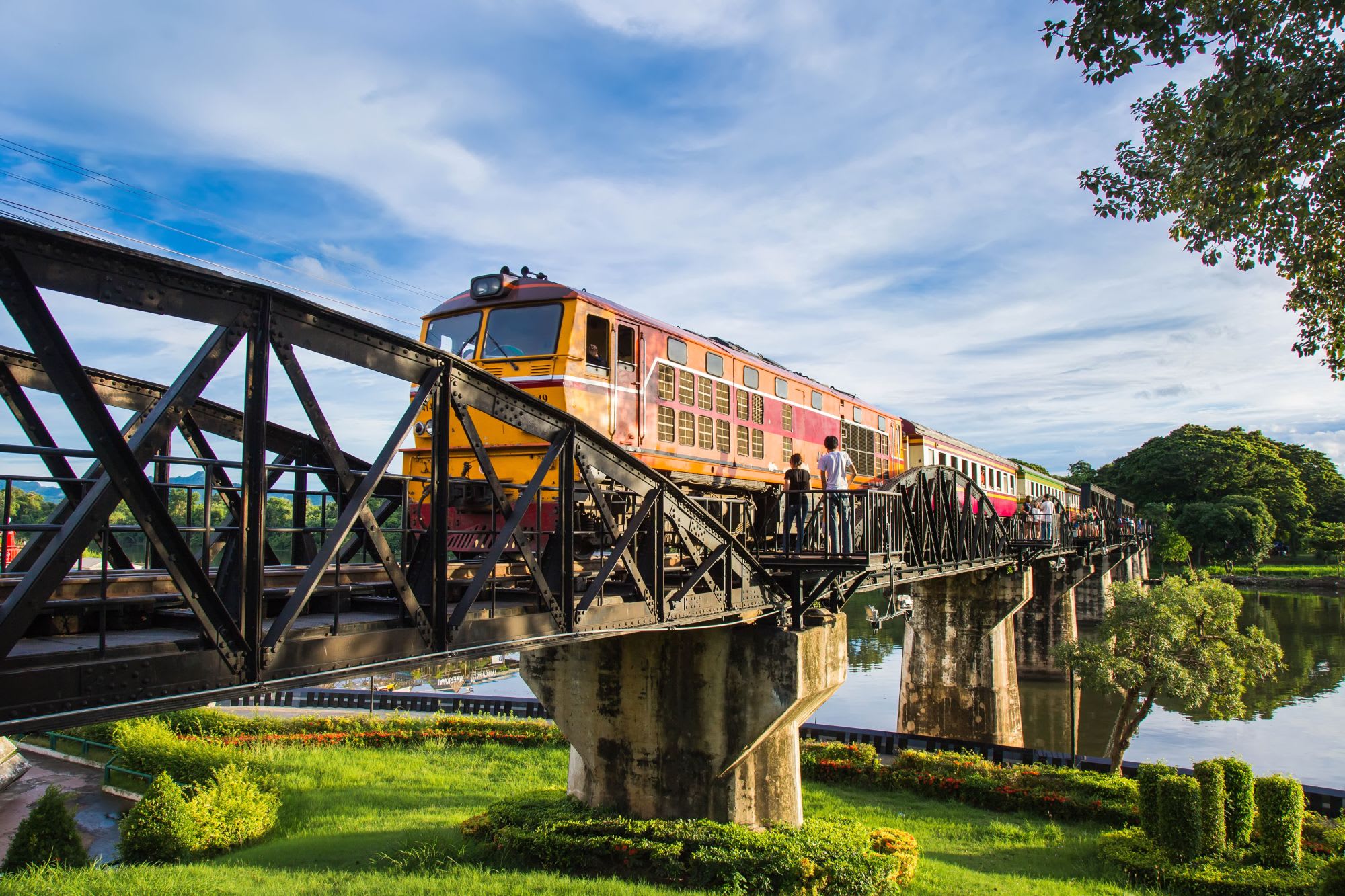 River Kwai Soft Adventure & Elefanten Erlebnis ab Bangkok: Bridge over River Kwai