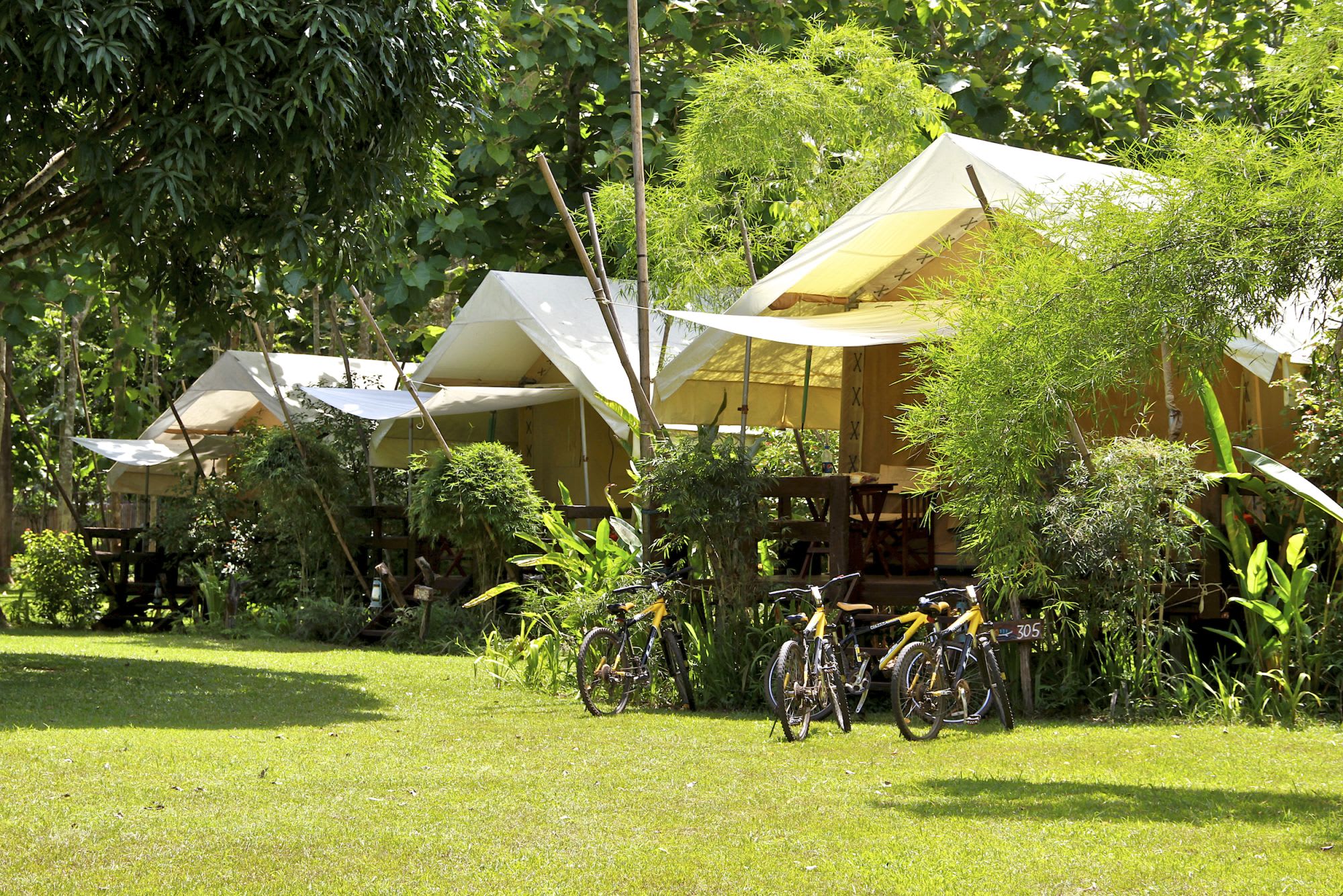 River Kwai Soft Adventure & Elefanten Erlebnis ab Bangkok: exterior: Exterior