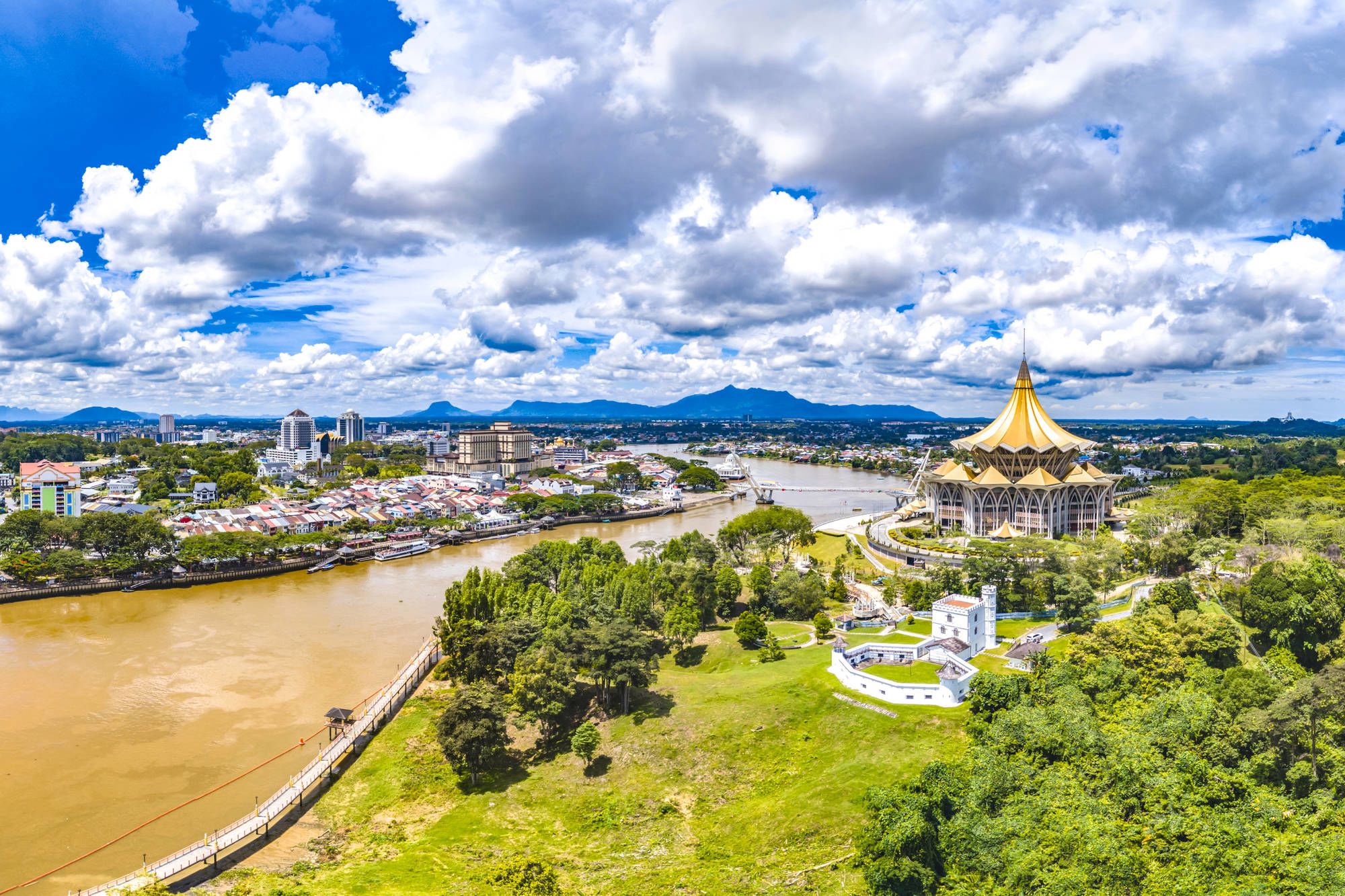 Les hauts lieux de Bornéo de Kuching: Kuching Aerial View