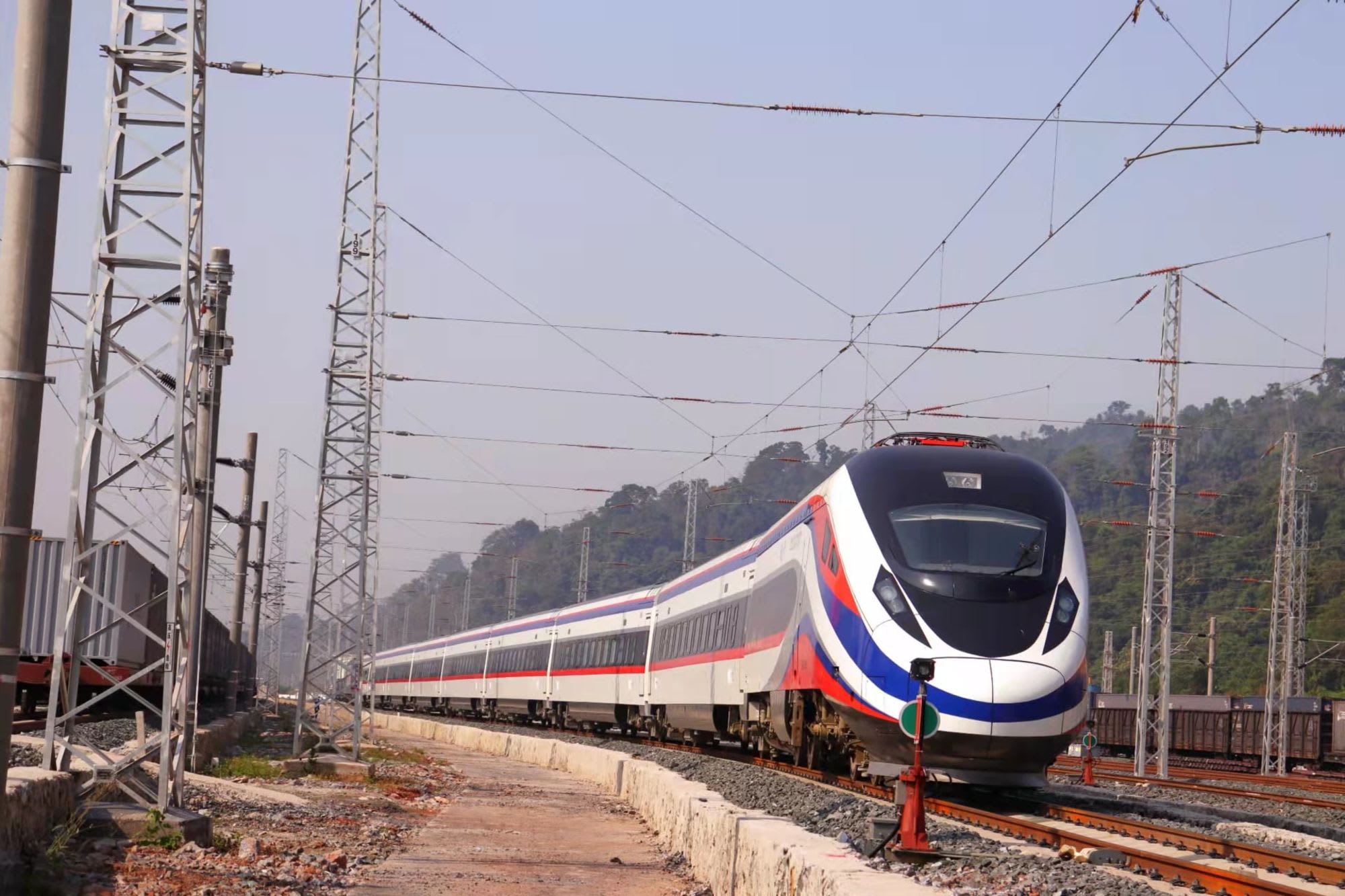 Le nord fascinant du Laos de Luang Prabang: Laos-China Railway