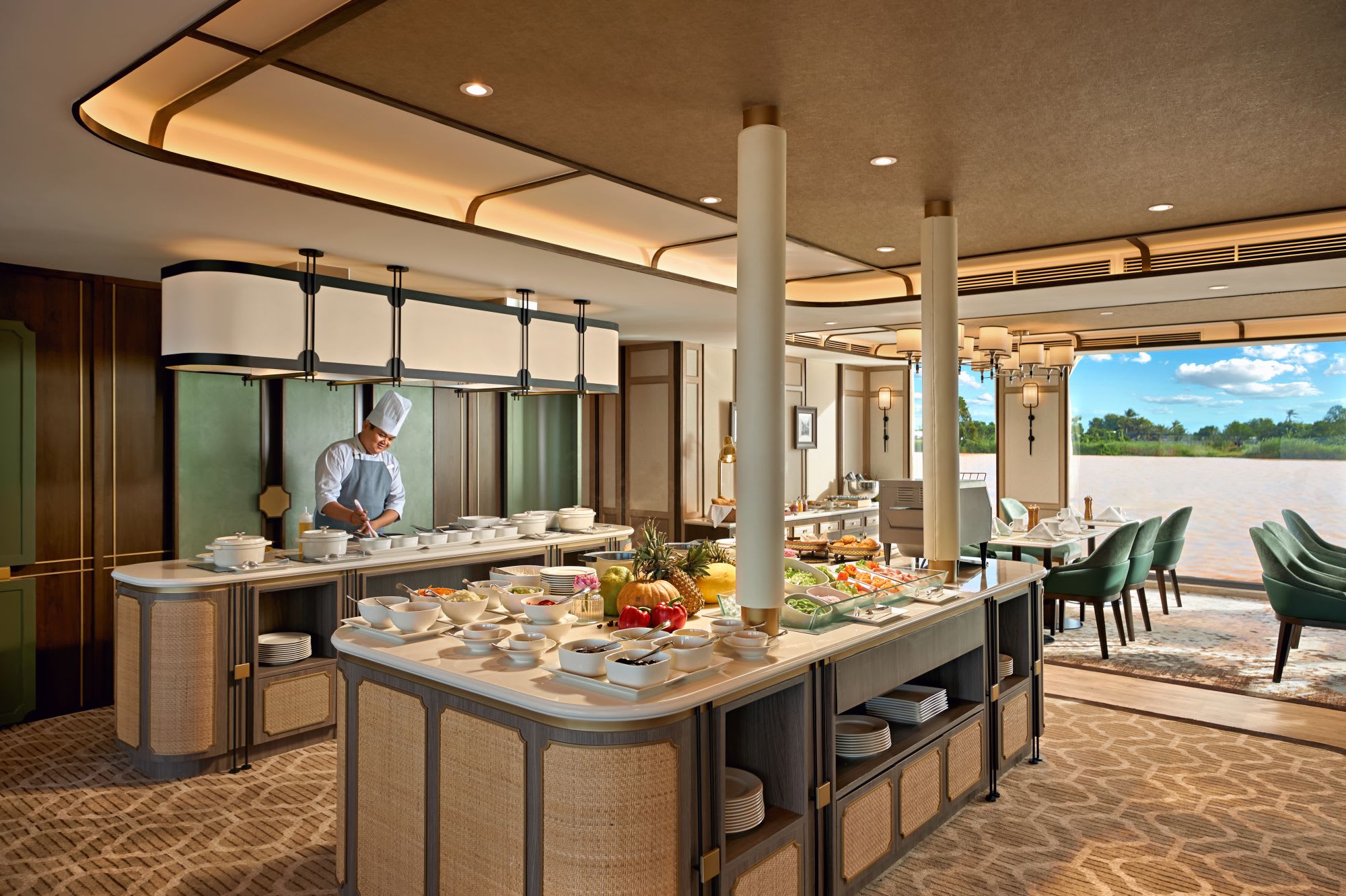 Mit der «Mekong Discovery» ins Mekong Delta ab Siem Reap: f&b: Restaurant