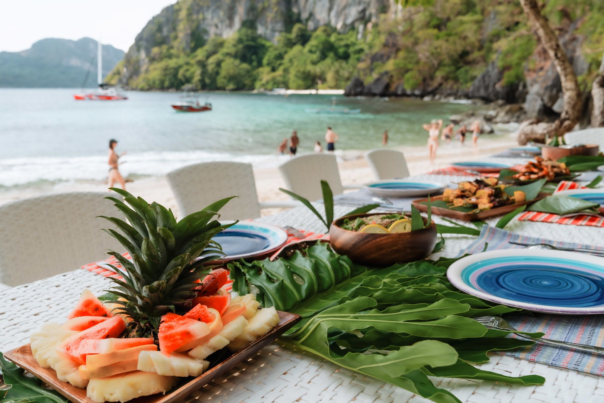Privater Katamaran im Inselparadies ab Palawan: f&b: El Nido Yachting Club