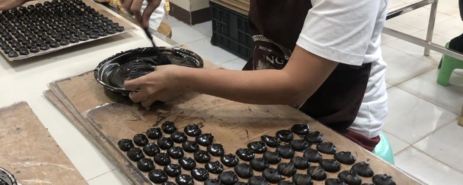 Cebu - Heritage & Soft Adventure: Table Making