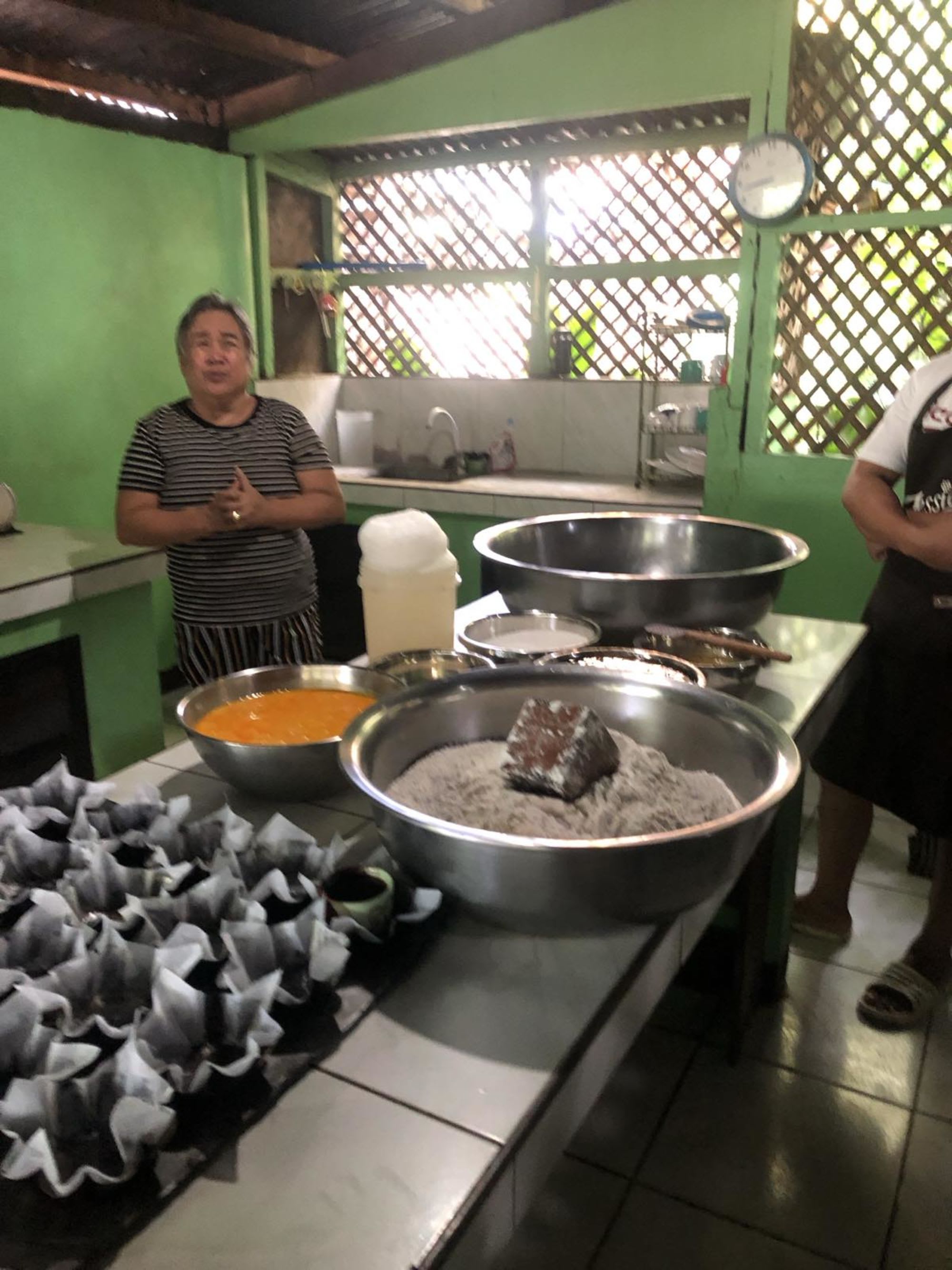 Cebu - Heritage & Soft Adventure: Torta Making