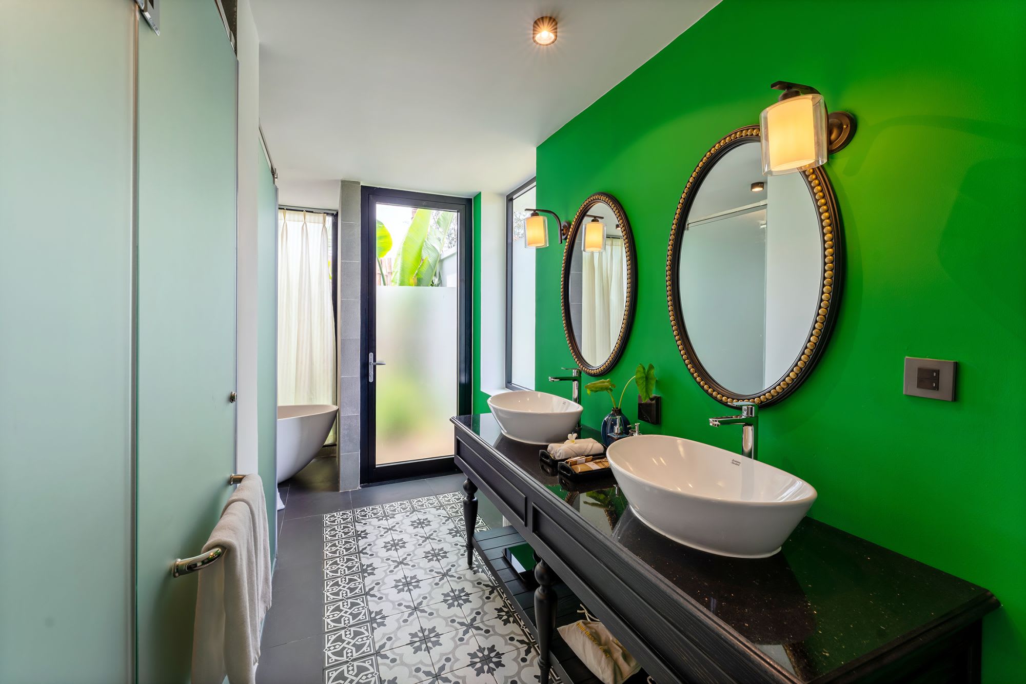 Bliss Hoi An Beach Resort & Wellness: 2-Bedroom Pool Villa | Bathroom