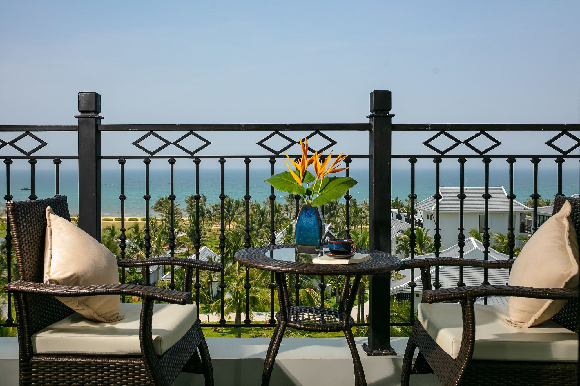 Bliss Hoi An Beach Resort & Wellness: Ocean Deluxe | Balcony