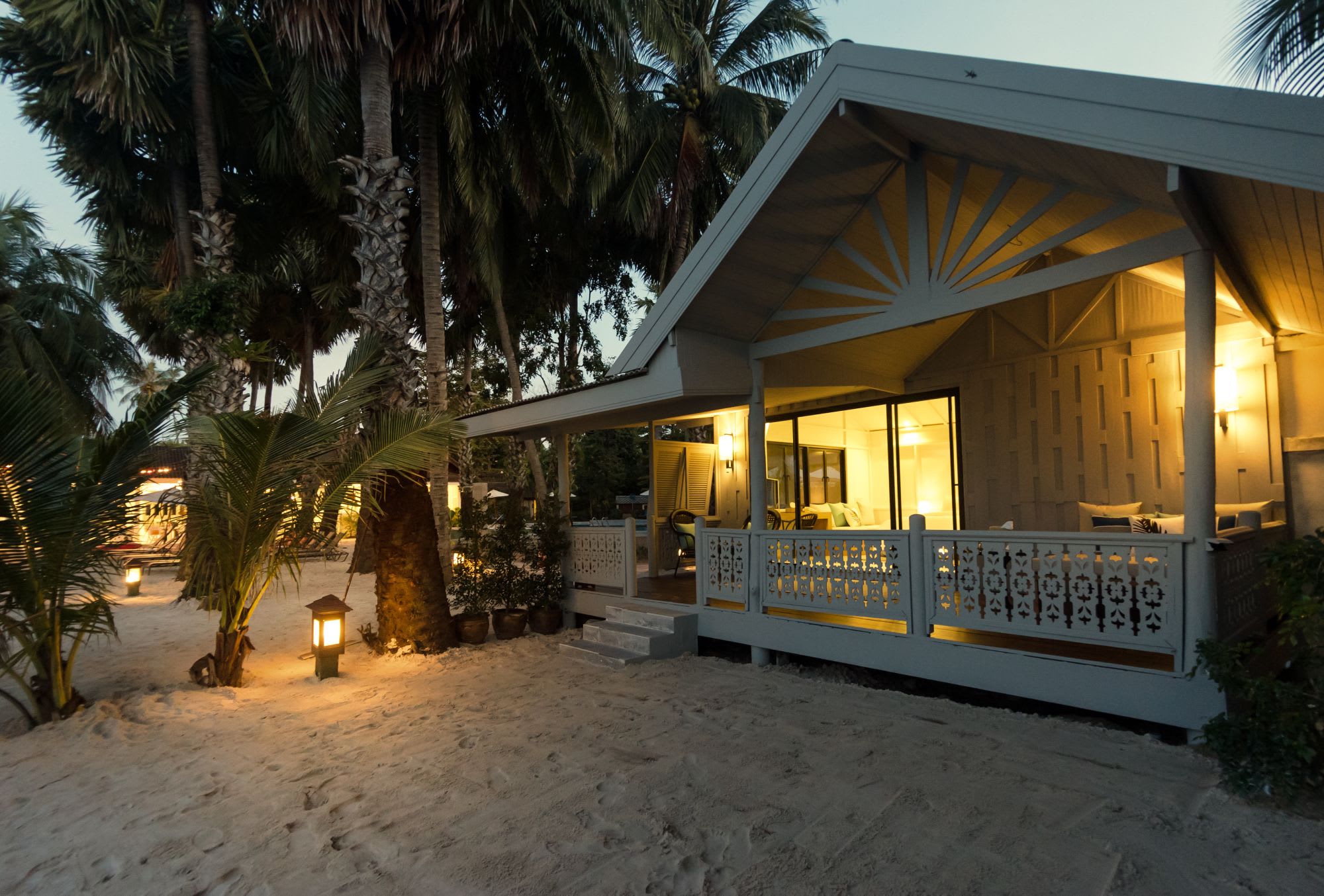 Paradise Beach Resort in Ko Samui: Beachfront Villa | Outside