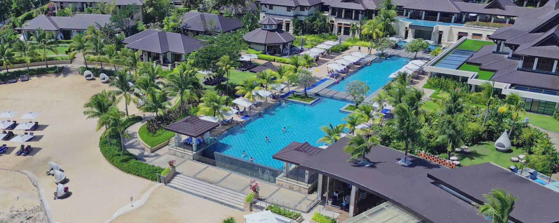 Crimson Resort & Spa Mactan in Cebu: overview