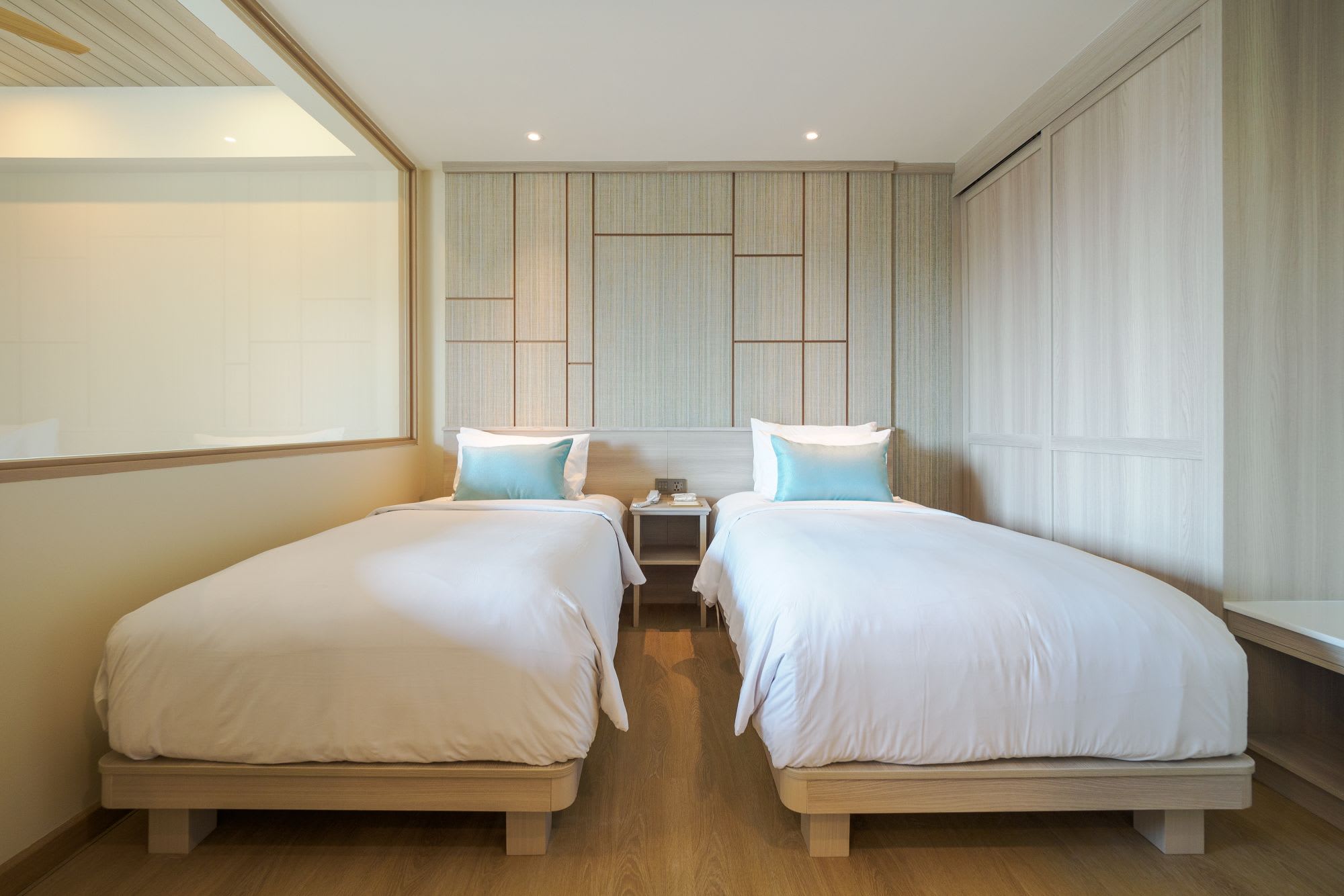 The Little Shore Khao Lak by Katathani: Seaside Two Bedroom Pool Suite | Second Bedroom