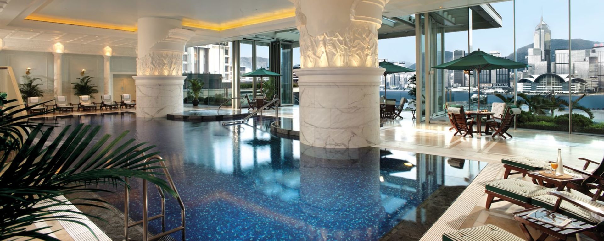 The Peninsula Hong Kong: Swimming Pool