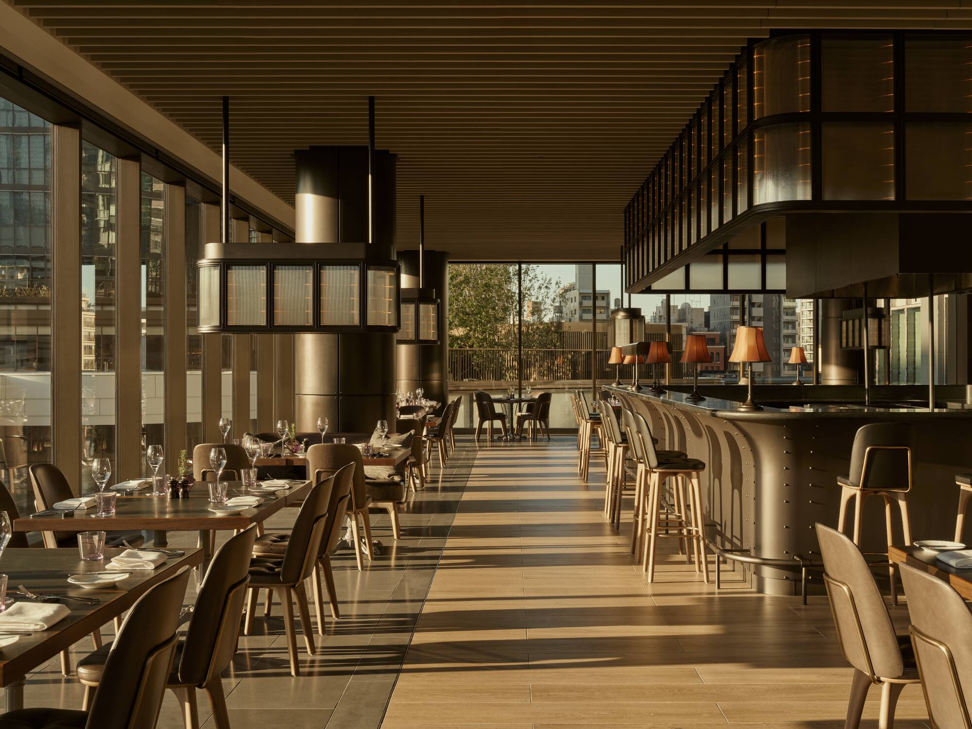 Janu Tokyo in Tokio: Janu Grill dining room