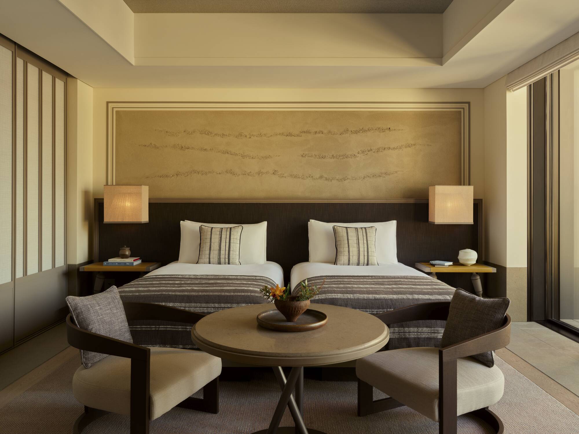 Janu Tokyo in Tokio: City | bedroom