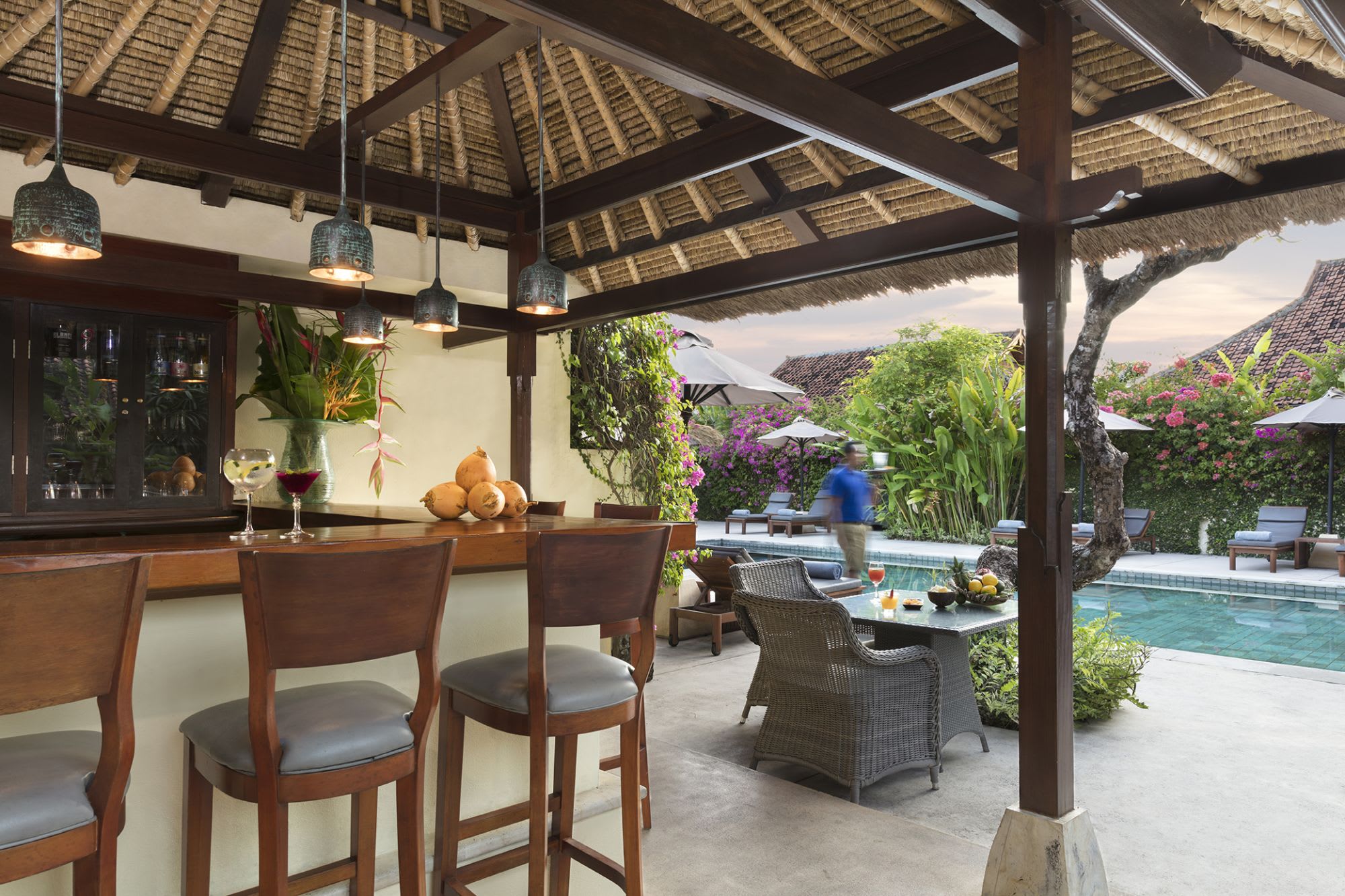 The Pavilions Bali in Südbali: Pool Bar