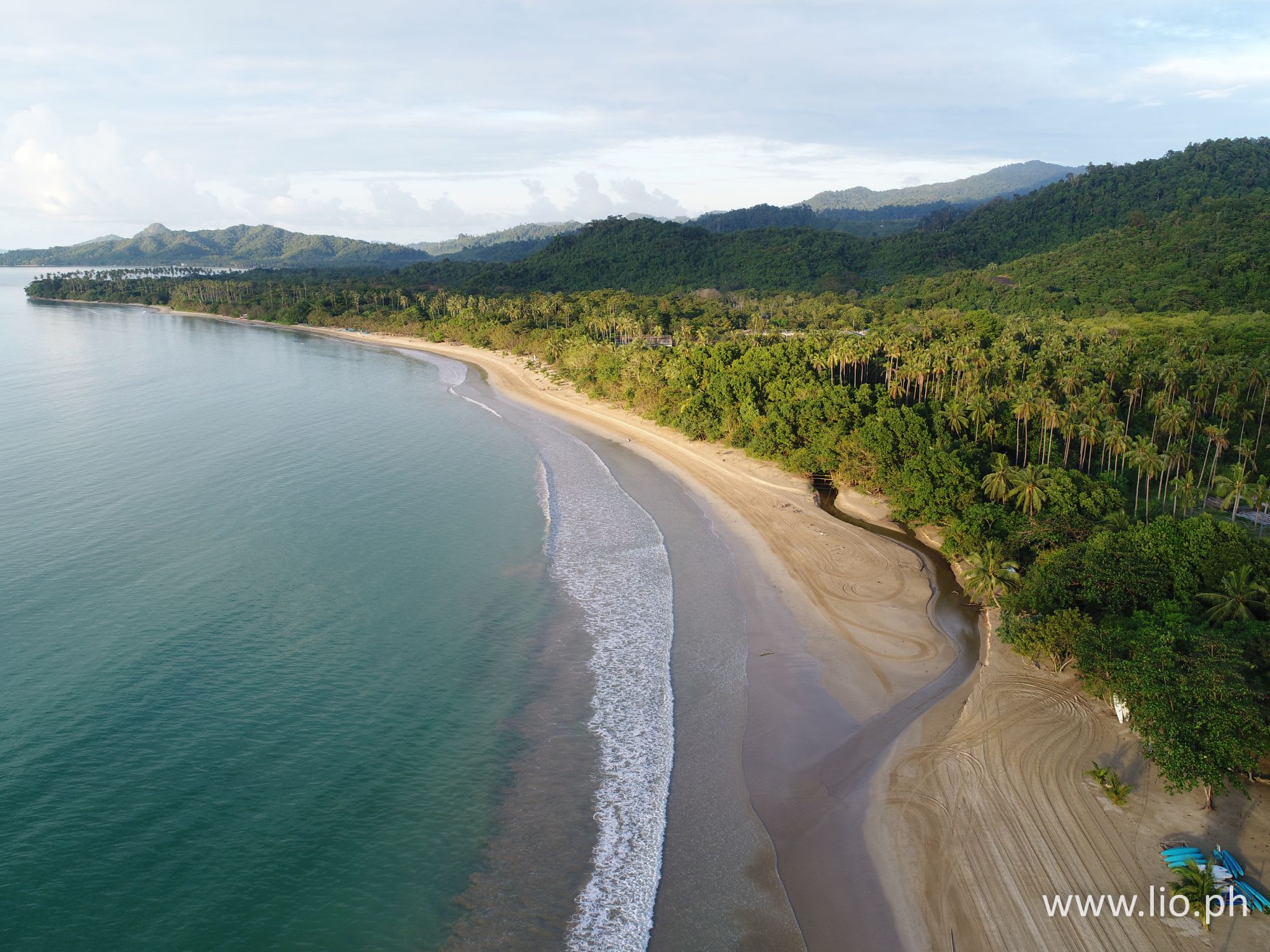 Huni Lio in Palawan: Lio Beach
