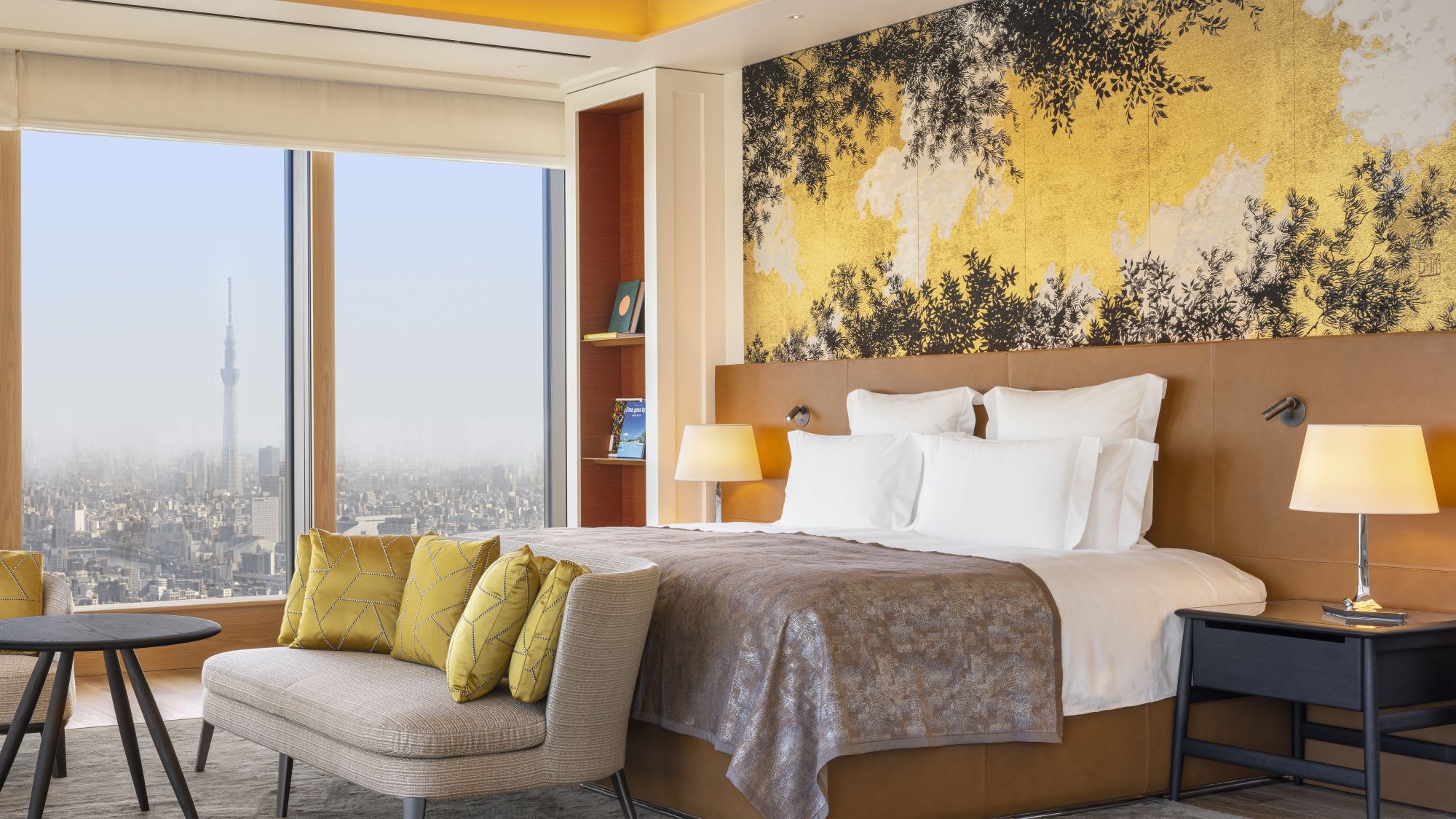 Bulgari Hotel Tokyo in Tokio: The Bulgari Suite bedroom