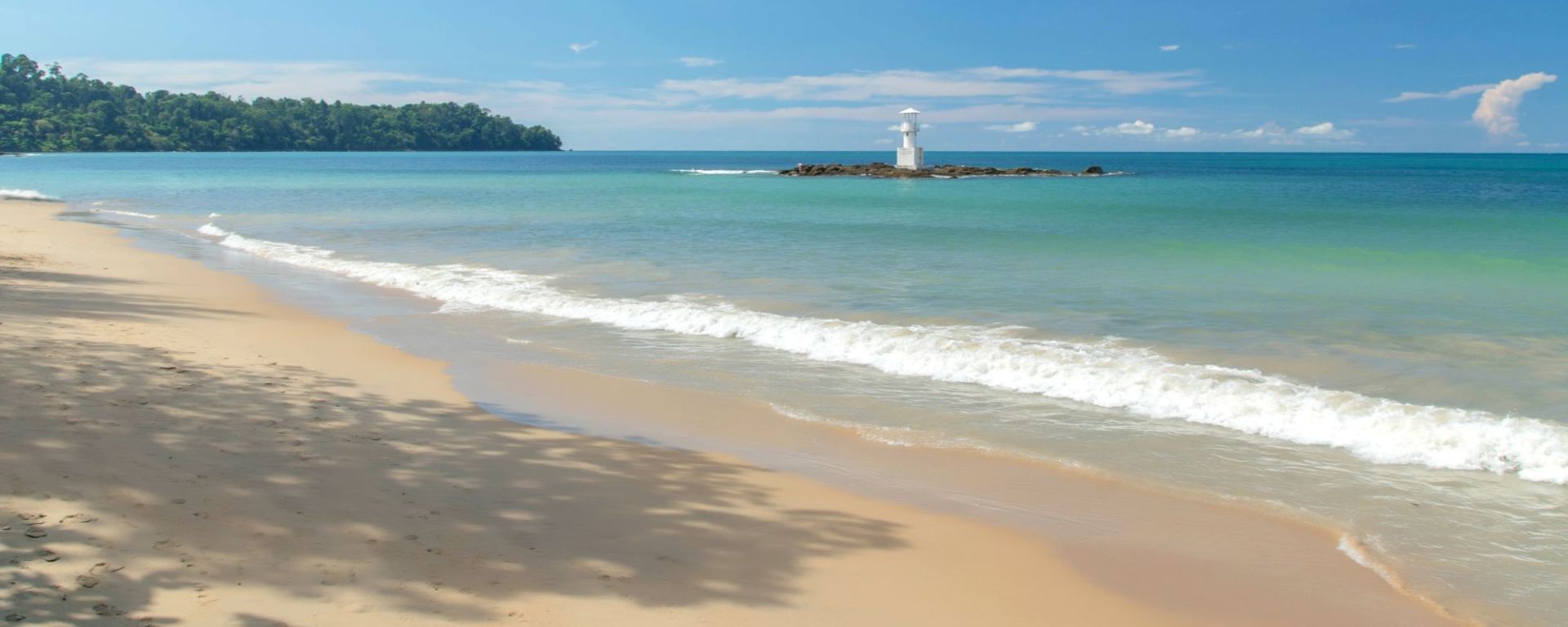 The Leaf Oceanside by Katathani in Khao Lak:  Beach