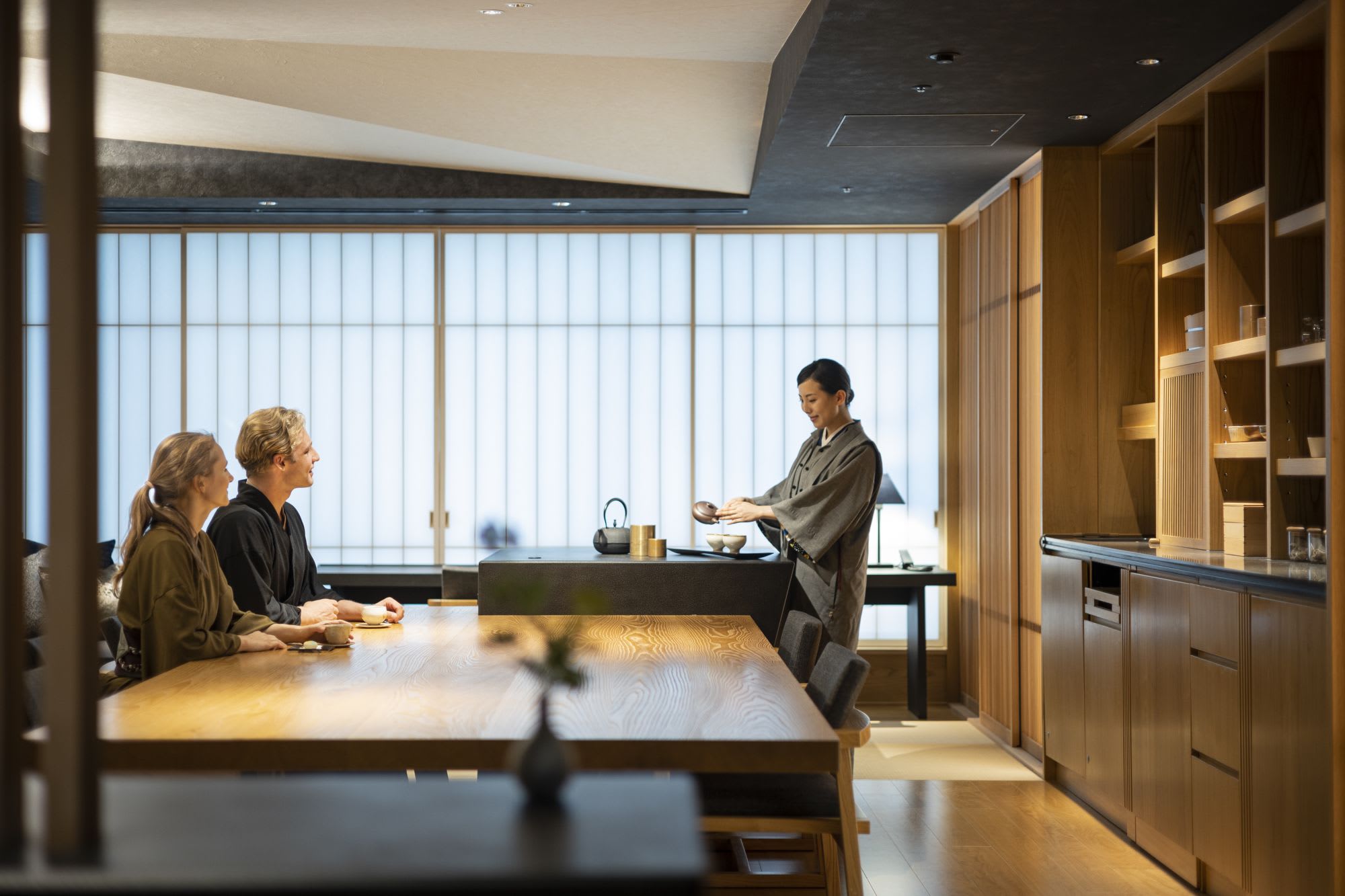 Hoshinoya Tokyo in Tokio: Ochanoma Lounge
