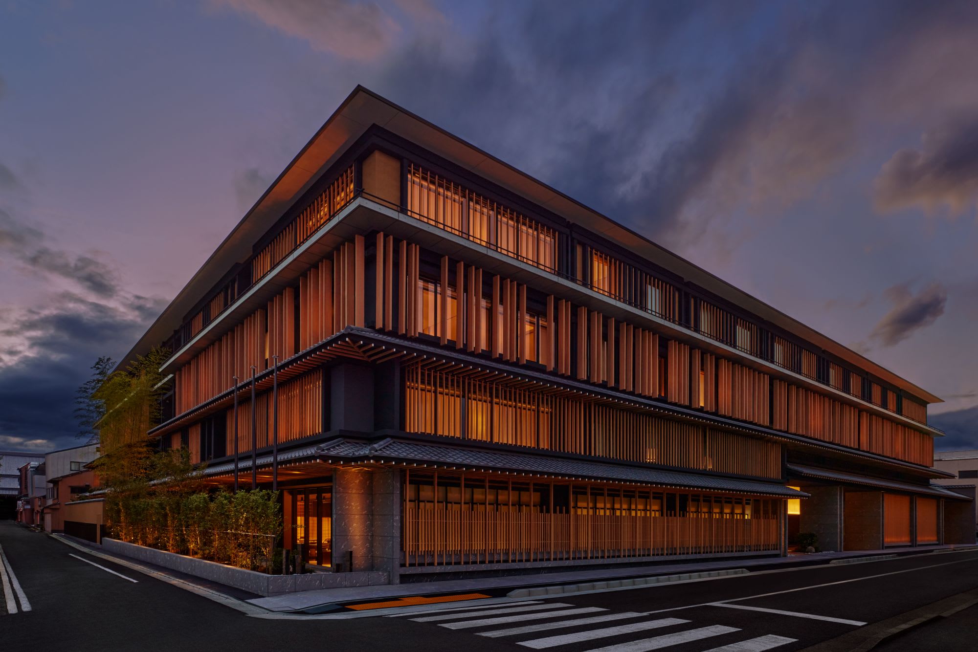 Dusit Thani Kyoto:  Dusit Thani Kyoto from outside