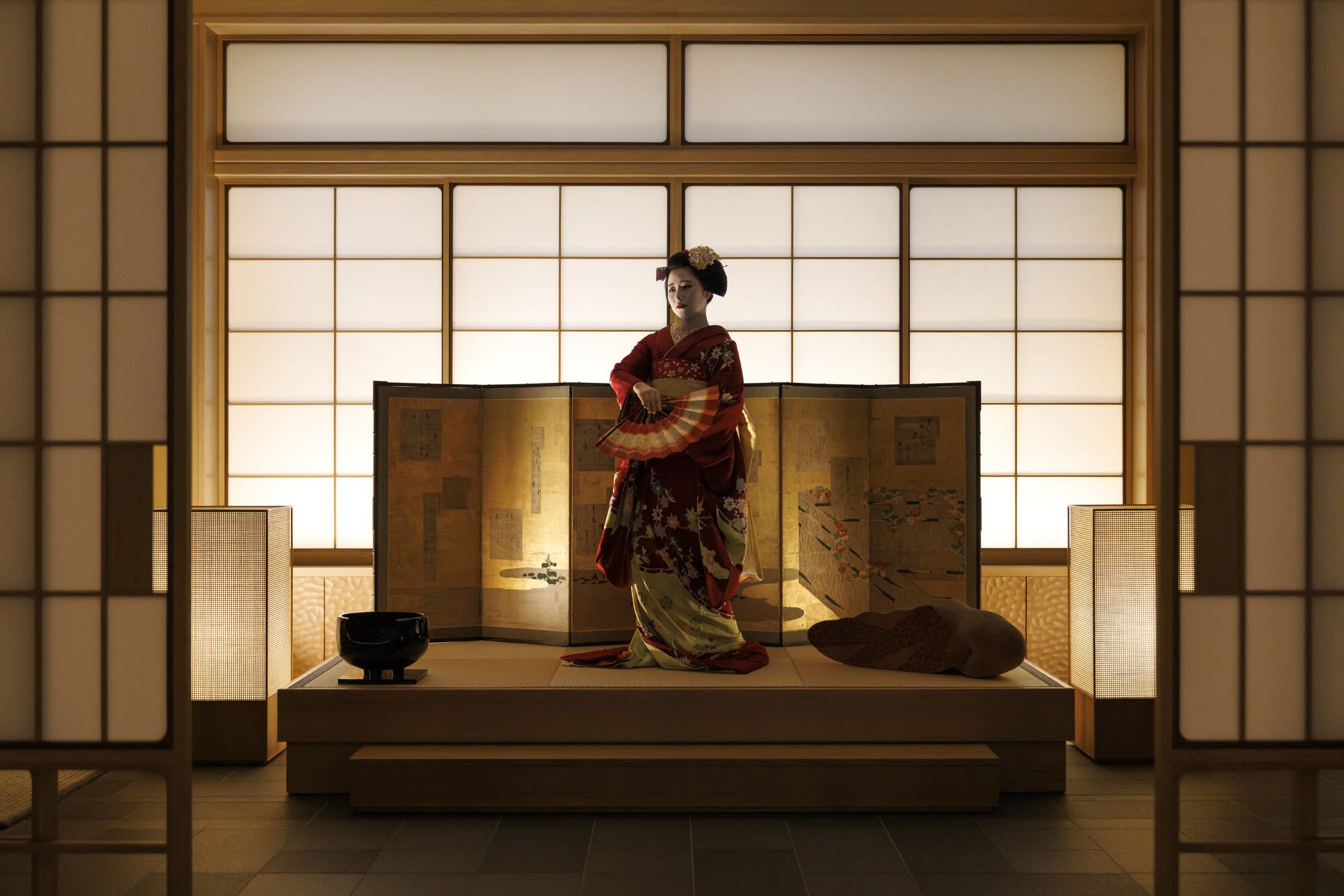 Capella Kyoto:  Maiko performance at Capella