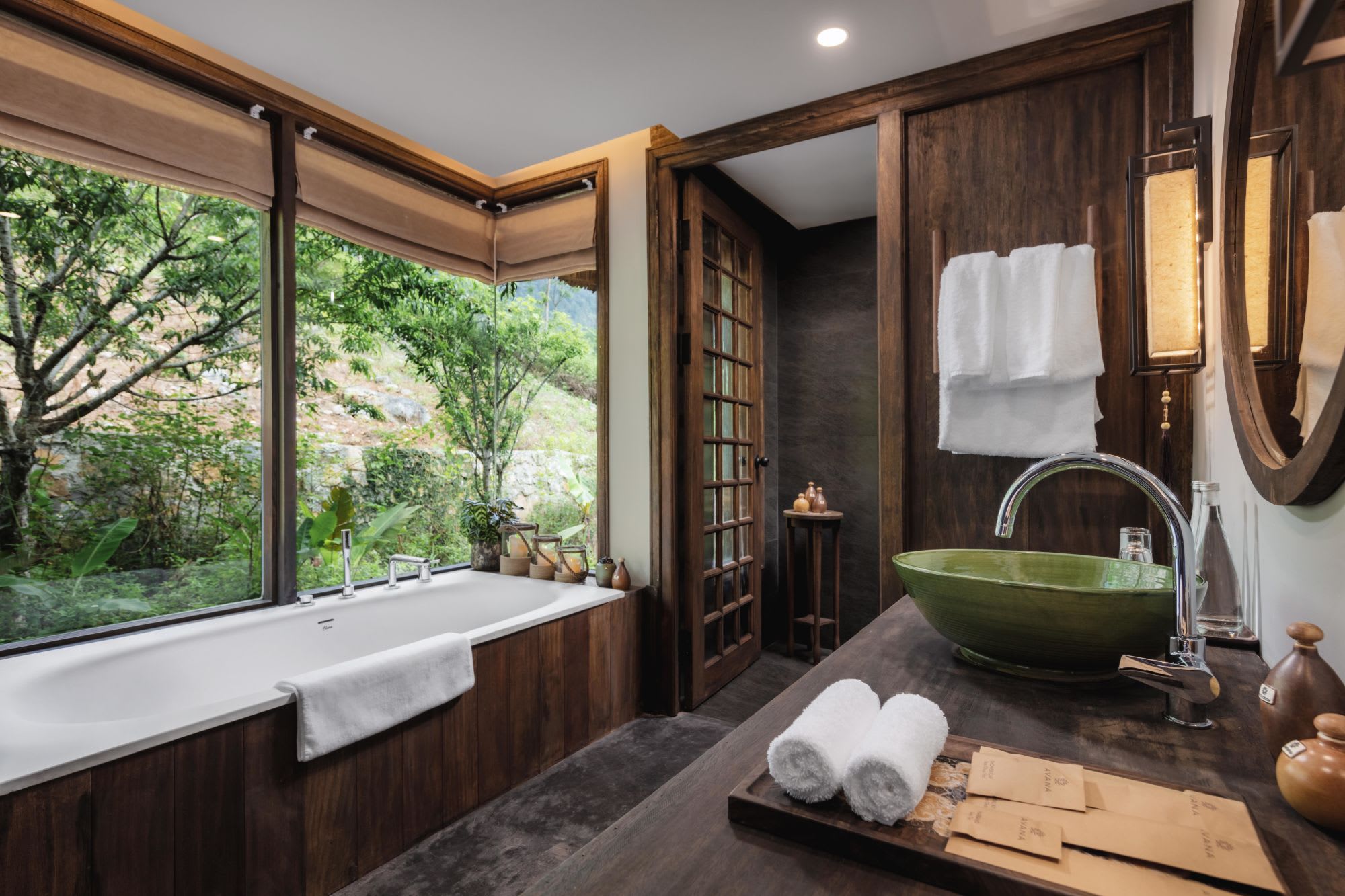 Avana Retreat à Mai Chau: Lantana Mountain Bungalow | Bathroom