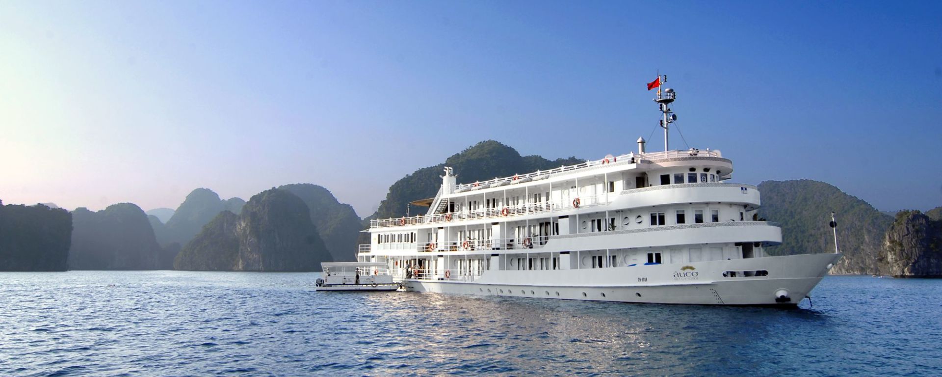 Halong Bucht Kreuzfahrten mit «The Au Co» 3D ab Hanoi: exterior: The Au Co Overview