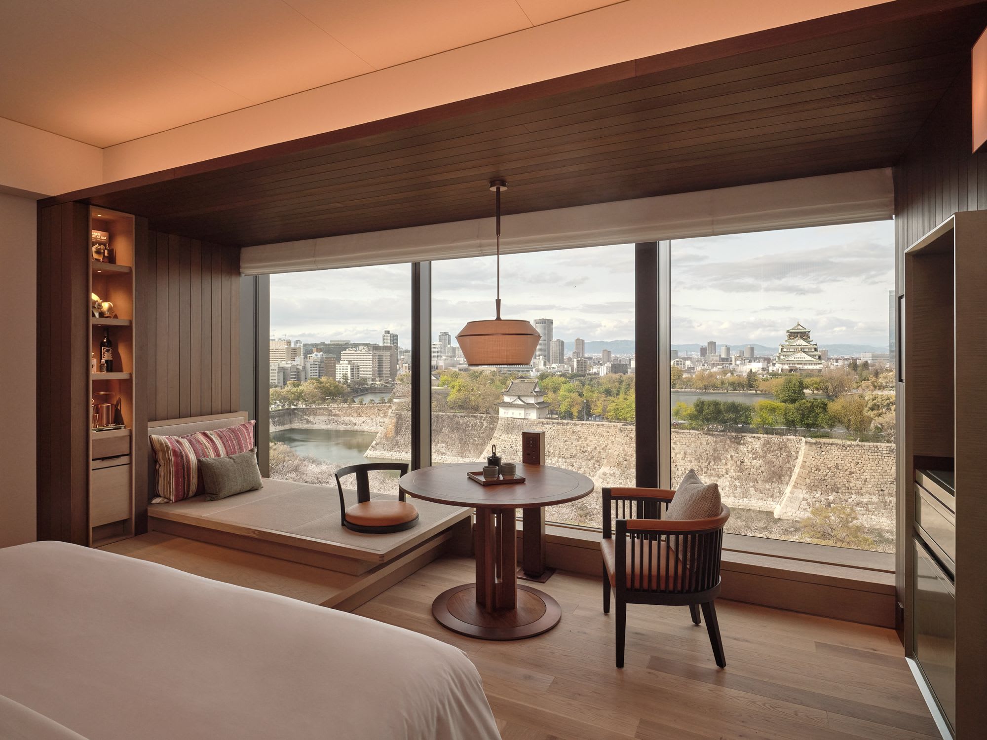Patina Osaka: Deluxe | view to the castle