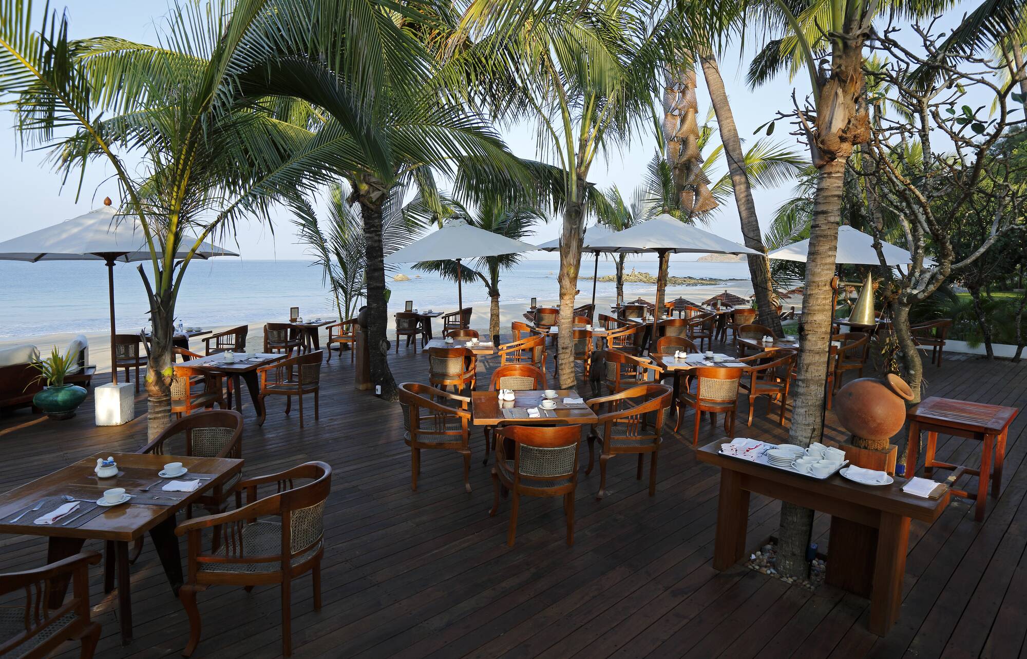 Ngapali Bay Villas & Spa: Restaurant