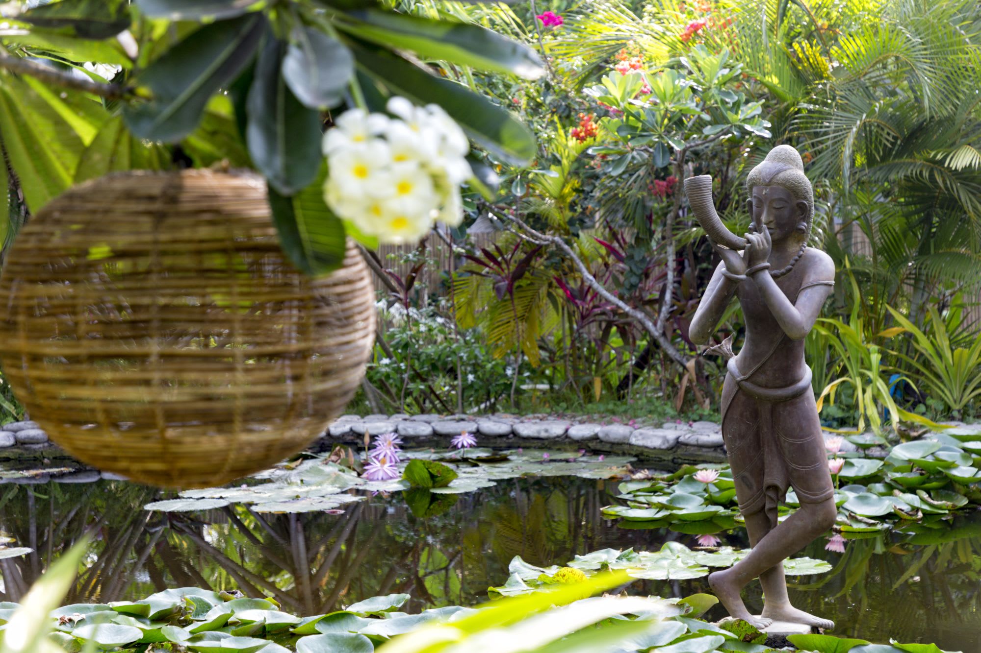 Ngapali Bay Villas & Spa: Pond