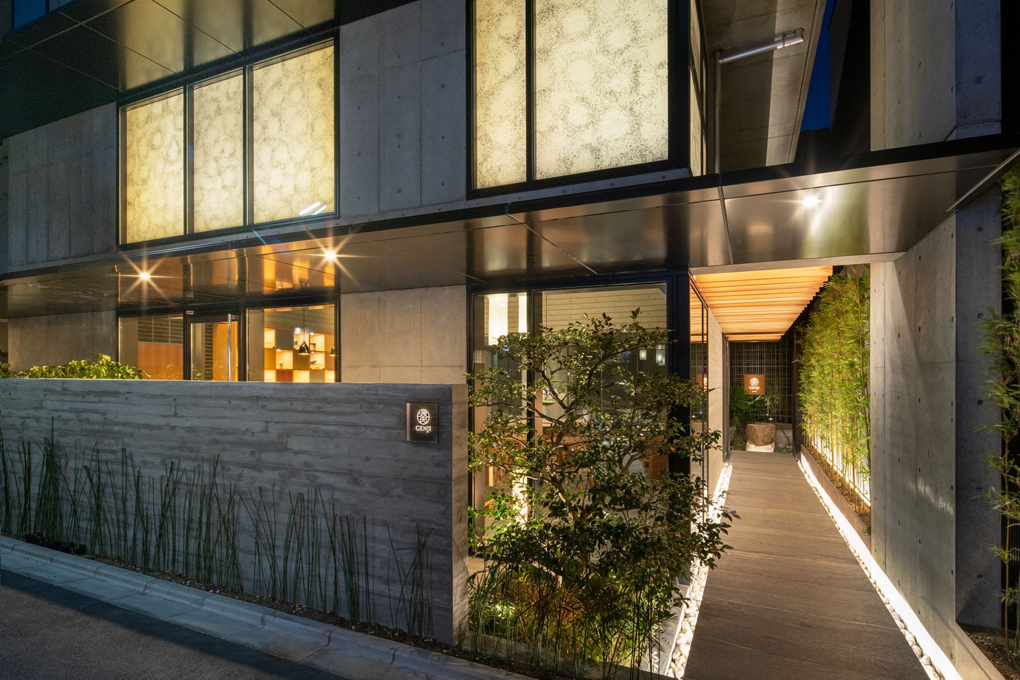 Genji Kyoto:  Exterior washi windows