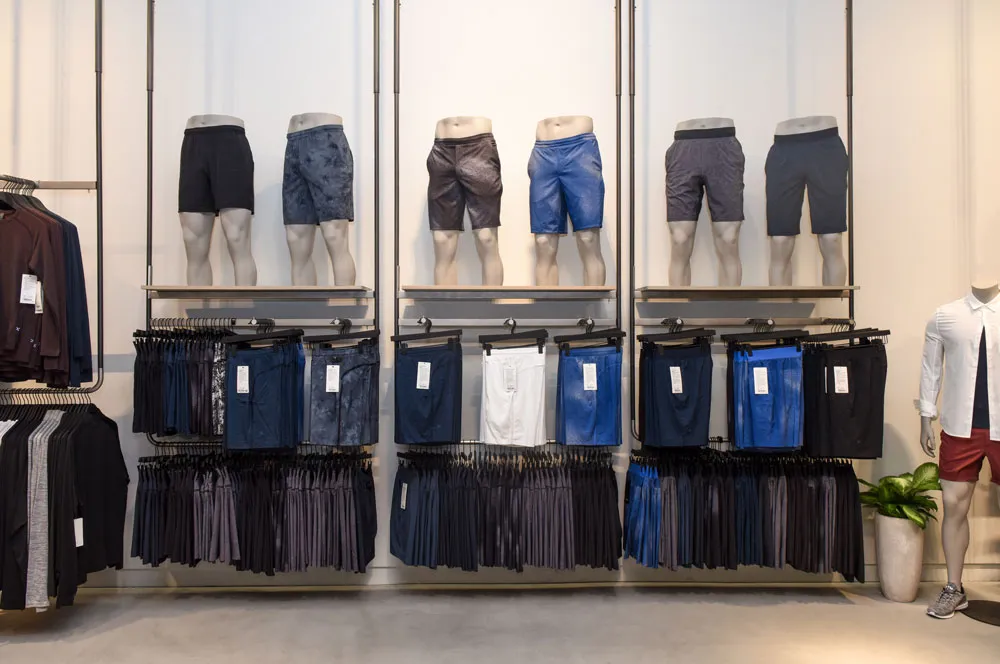 Lululemon display