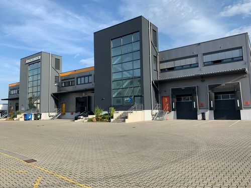 Neubau Produktionshallen mit Bürotrakt - Hofheim-Wallau