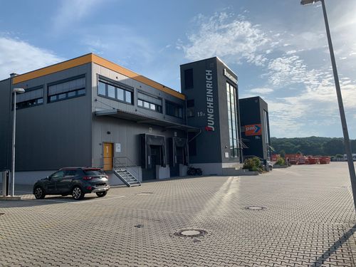 Neubau Produktionshallen mit Bürotrakt - Hofheim-Wallau