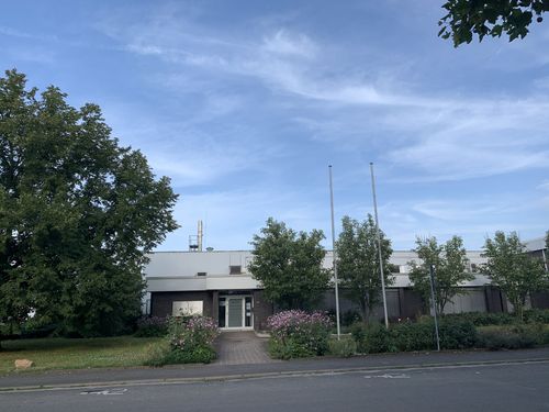 Bestand Gewerbehalle mit Büroeinheiten - Hofheim am Taunus