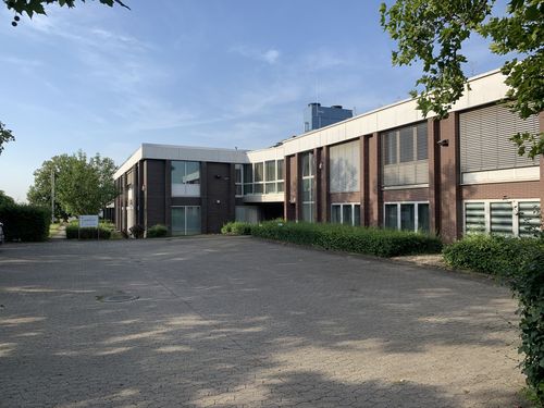 Bestand Gewerbehalle mit Büroeinheiten - Hofheim am Taunus