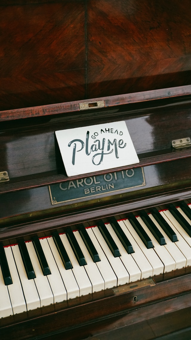 The fastest way to learn piano is with MuseFlow.